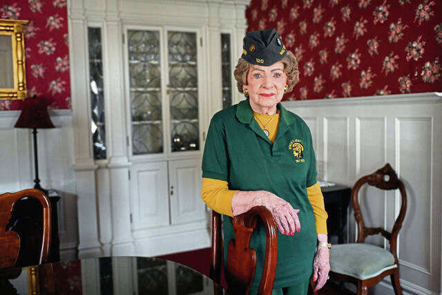 8343682_web1_gtr-WomenVets003-032725