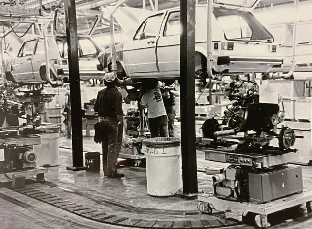 8321837_web1_wep-archivevw7