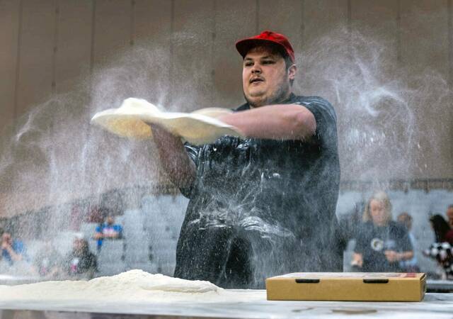 8365004_web1_gtr-PizzaExpo-040325