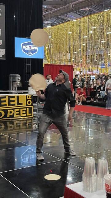 8365004_web1_gtr-PizzaExpo2-040325