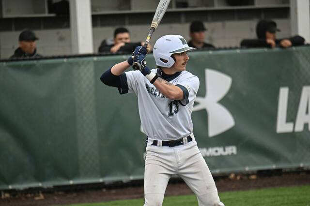 8370593_web1_gtr-MercyhurstNorwin04-040725