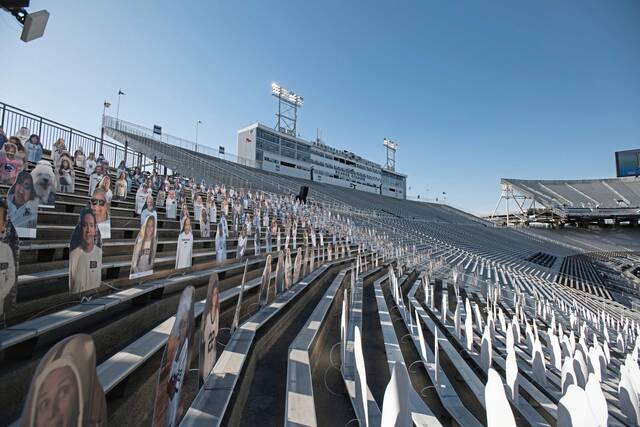 8373873_web1_AP20313607940866