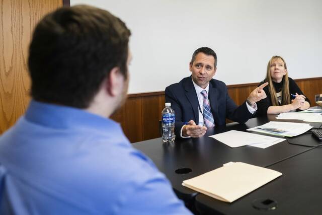8375214_web1_gtr-EduMockInterview1-040825