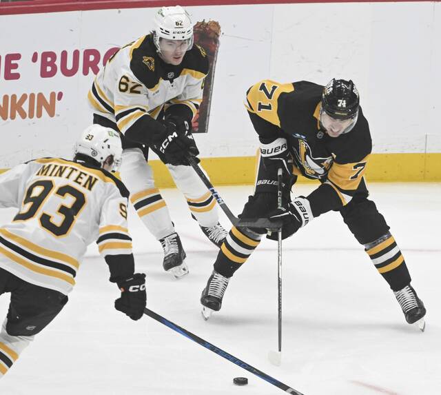 8401668_web1_ptr-PensBruins01-041425