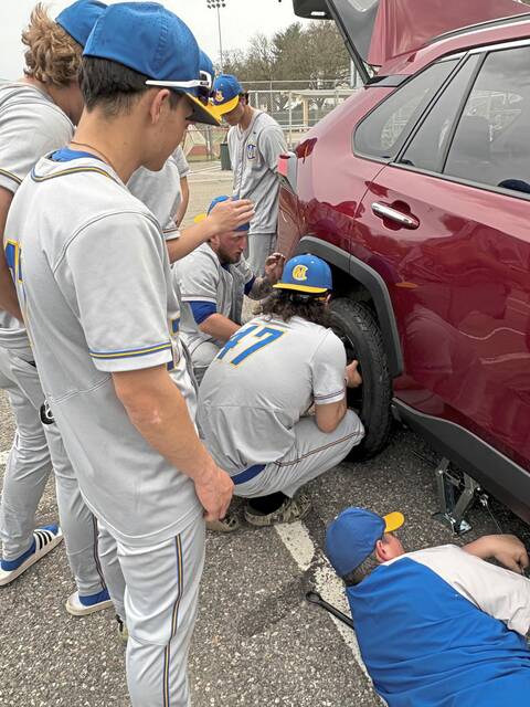 Canon-McMillan doesn’t fall flat in series-opening win over Mt. Lebanon