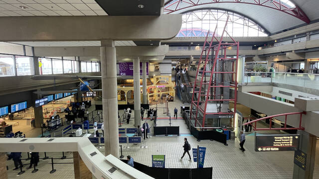 Pittsburgh International Airport to adjust security checkpoints