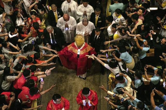 8426800_web1_PTR-POPEfrancisOBIT05