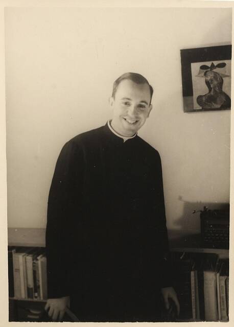 8426800_web1_PTR-POPEfrancisOBIT07