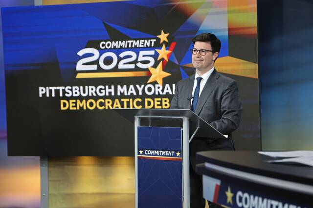 8431108_web1_ptr-MayorDebateLive-042325-WTAE002