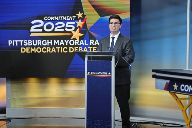 8431108_web1_ptr-MayorDebateLive-042325-WTAE005