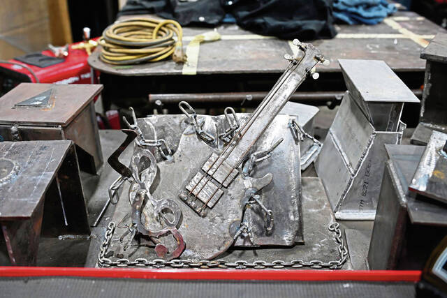8438072_web1_vnd-welding002-042425