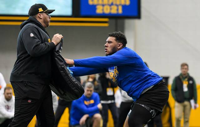 8439538_web1_gtr-pittproday28-032725