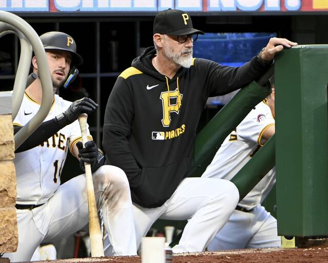 8454346_web1_ptr-BucsCubs13-043025