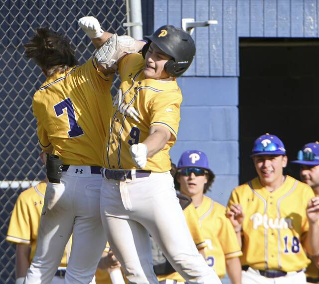Trib 10: New teams take top spots in baseball, softball power rankings