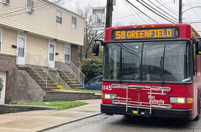 8456601_web1_PTR-Red-Pittsburgh-RegionalTrans-bus-58-2025-Greenfield