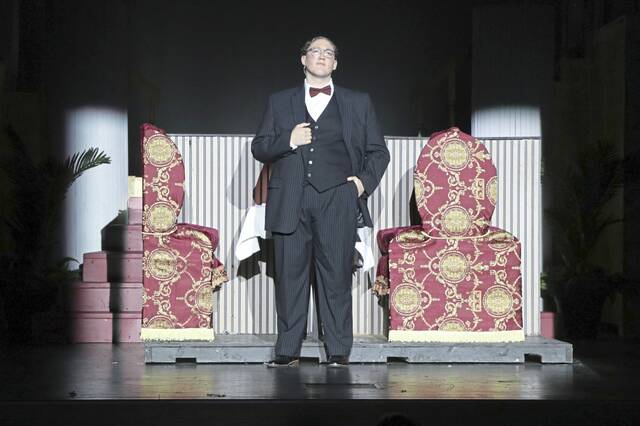8347108_web1_Penn-Hills-Musical-3