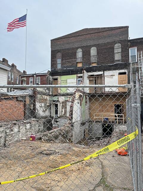 8403779_web1_sj-etnacommunitycenter2-041525