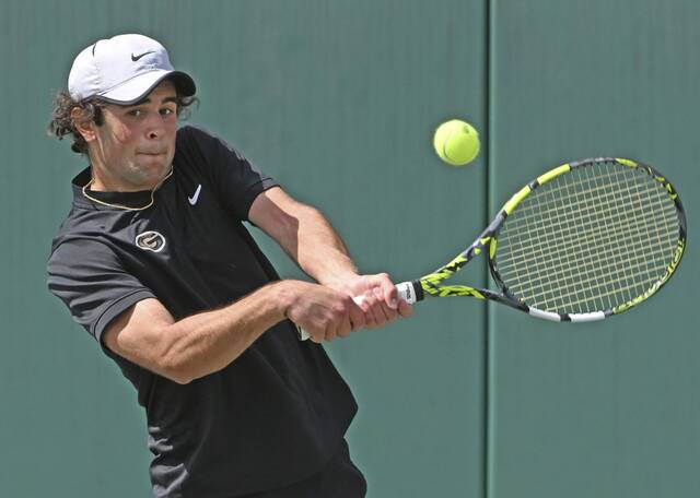 8461301_web1_ptr-TeamTennis3A04-050825