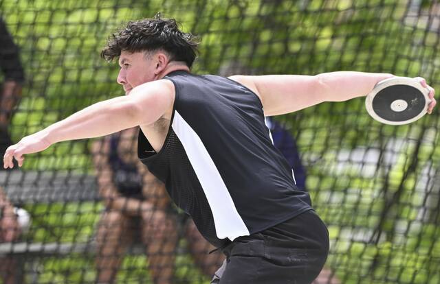 Gateway’s Dino Nadarevic betters meet record at South Fayette Invitational