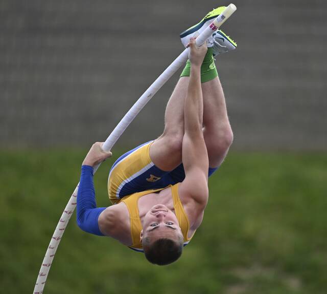 Hempfield throwers coming together; Maddie Tulley wins shot put at Baldwin Invitational