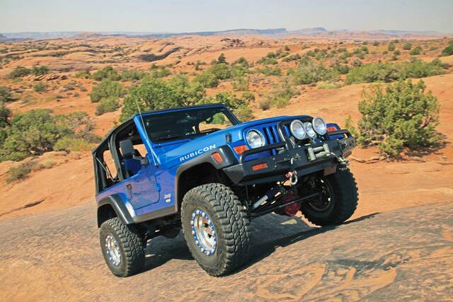 8467495_web1_Jeep-WEB