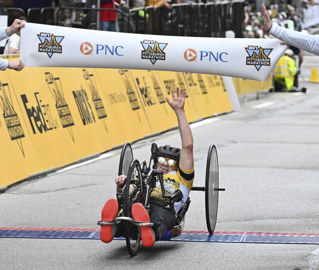 8471717_web1_ptr-Marathon19-050525
