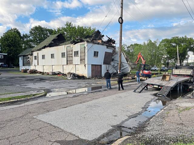 8472586_web1_vnd-springdalecollapse-050525