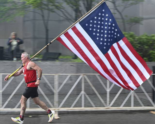 8473842_web1_ptr-Marathon09-050525