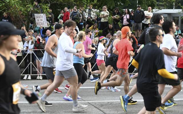 8473842_web1_ptr-Marathon15-050525