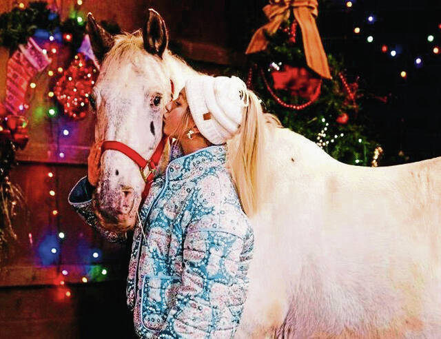 8480641_web1_her-equestrian-051525-5