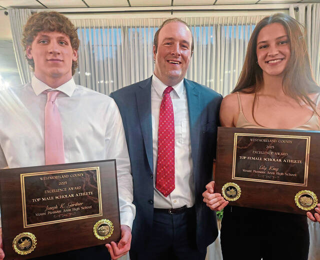 Mt. Pleasant duo makes history by winning Scholar-Athlete Excellence Award
