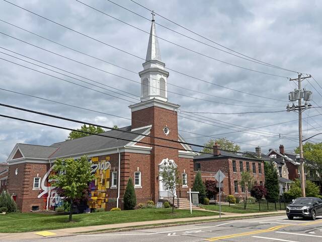 8481042_web1_ptr-churchmansion-050925-3