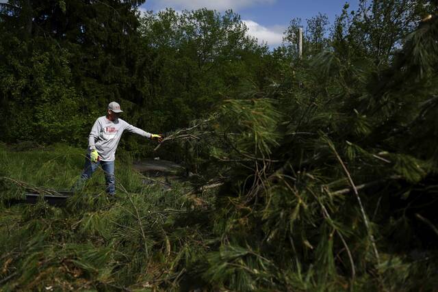8487979_web1_ptr-TeamRubicon003-051025