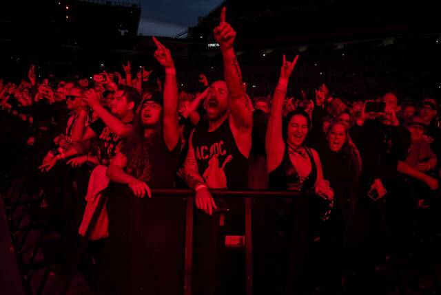 8488119_web1_ptr-ACDC3-050925