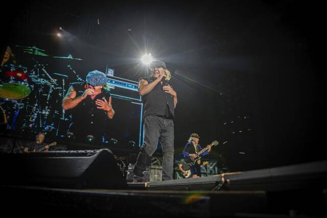 8488119_web1_ptr-ACDC7-050925