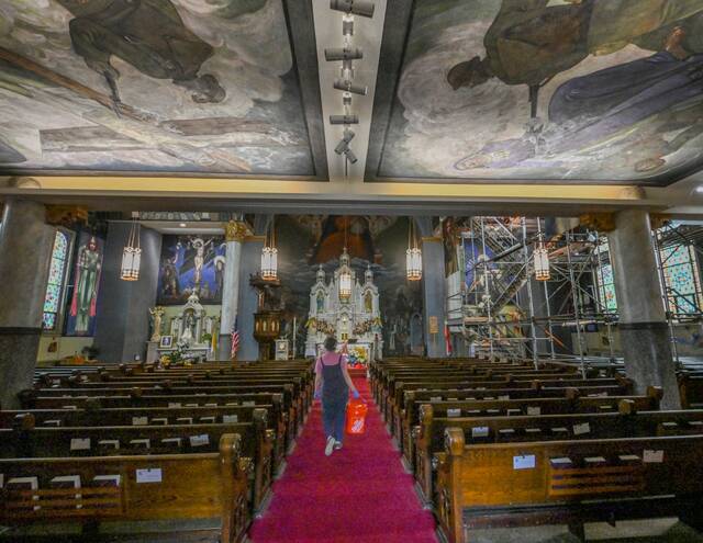 8489685_web1_sj-StNicholasChurch11