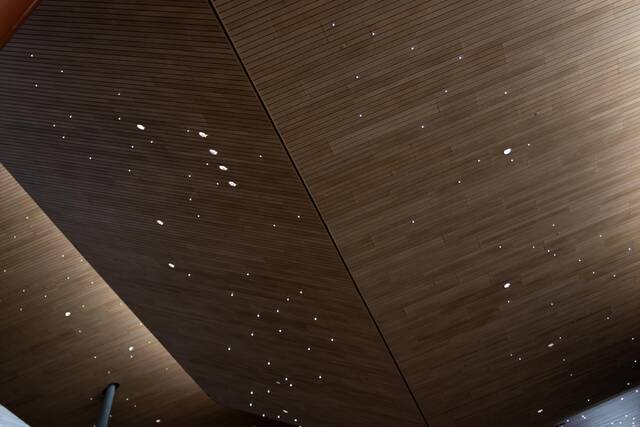 8497657_web1_PTR-TerminalTour-5