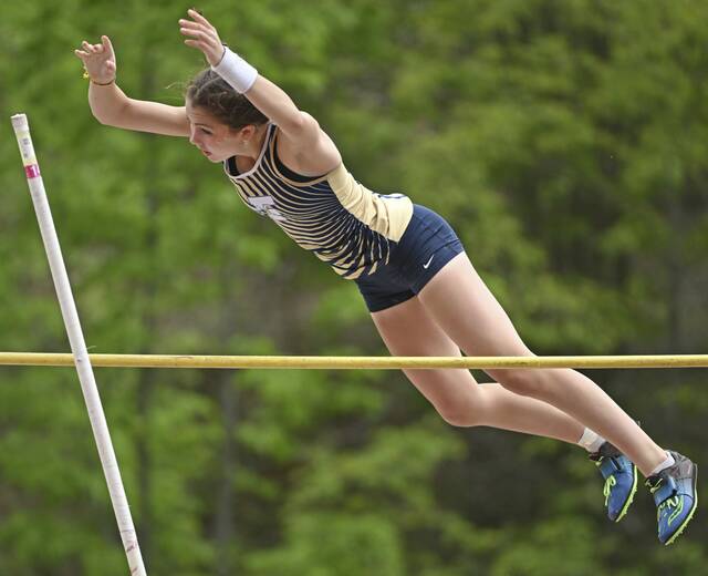 Freeport pole vaulter seeking repeat among A-K Valley athletes set for WPIAL meet