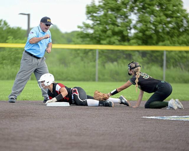 Laney Dineff scatters 10 hits, bats heat up for Deer Lakes in Class 3A win over Charleroi