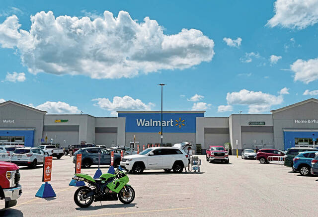 8506173_web1_gtr-walmarttariffs--1-