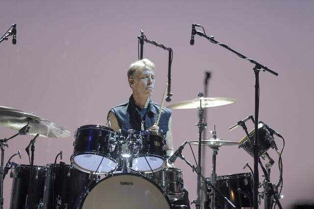 8509101_web1_PTR-PearlJam112-051825
