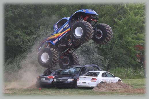 8515462_web1_picture9_bigfoot-monster-truck