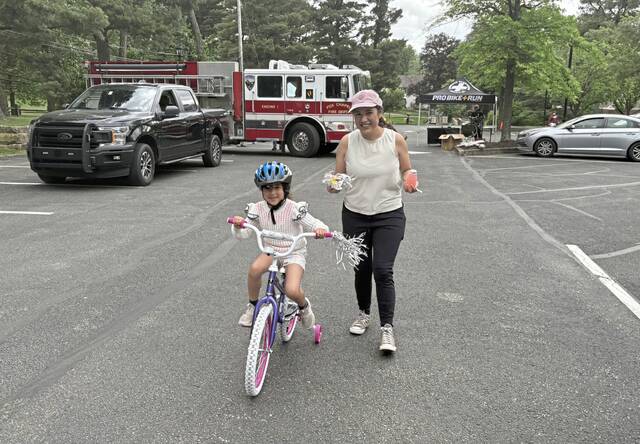 8516097_web1_HER-FoxBikes3-052925