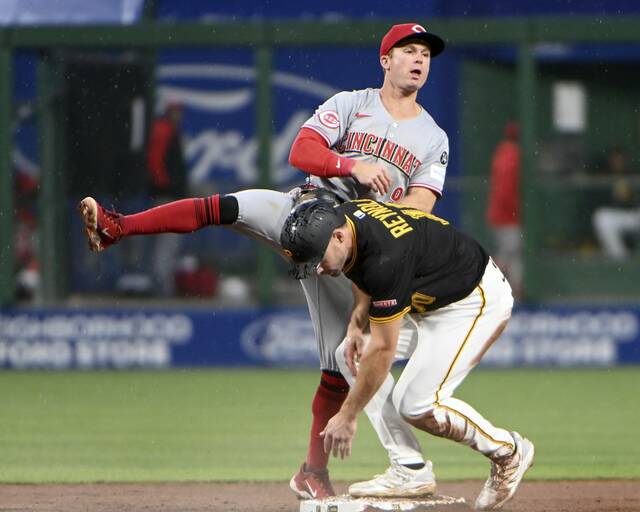 8519370_web1_ptr-BucsReds03-052125