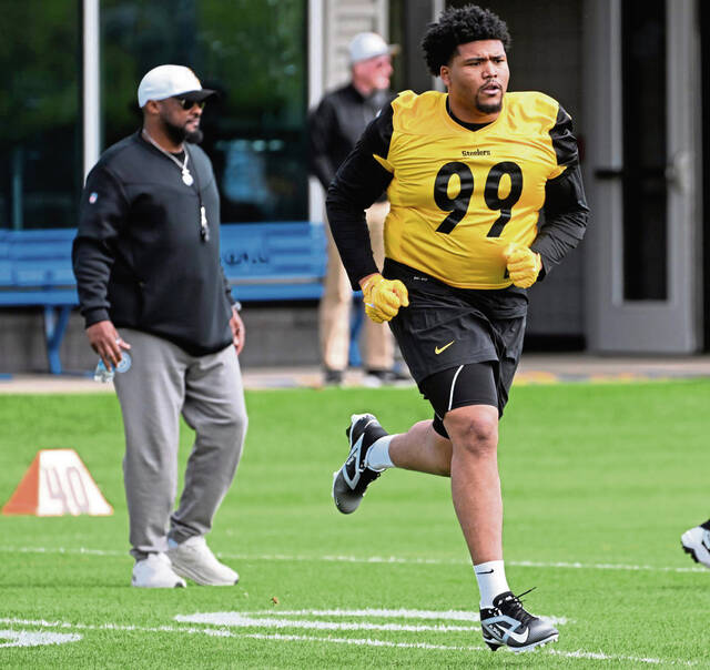 8525178_web1_ptr-Steelers04-051025