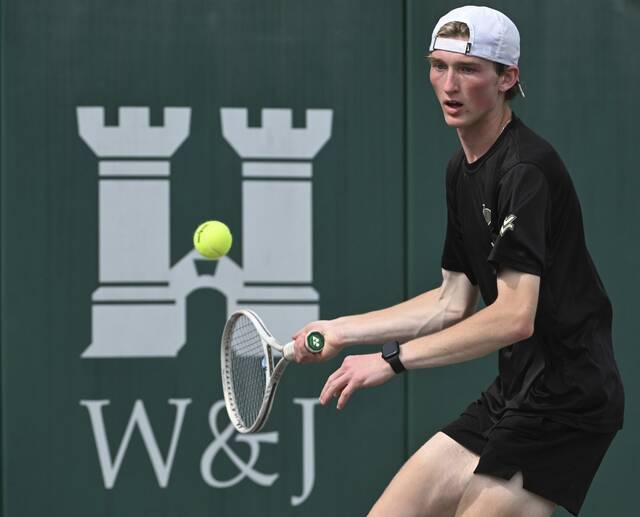 Valley boys doubles tennis team to play in PIAA tournament