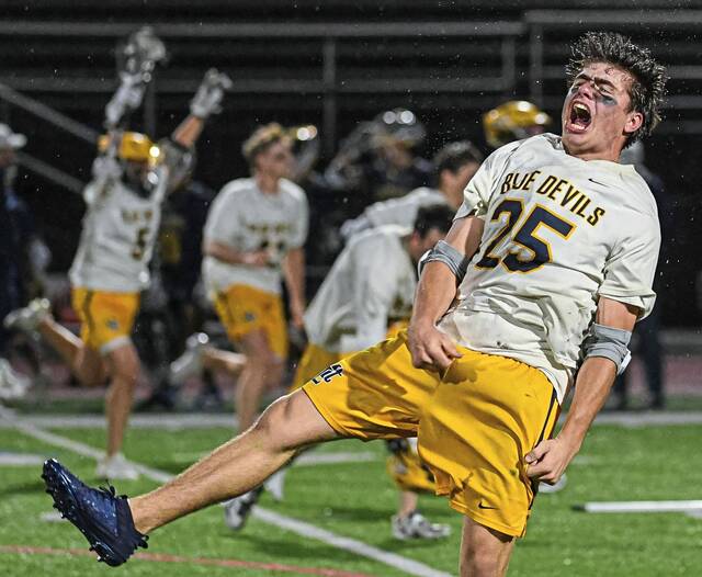 Mt. Lebanon scores in final minute to rally past Shady Side Academy for WPIAL 3A boys lacrosse title