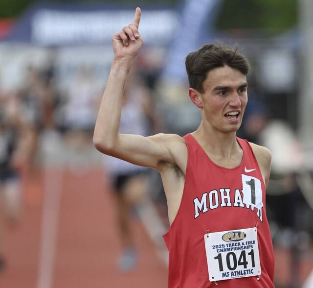 Mohawk’s Jaxon Schoedel sets PIAA record while defending title in 3,200 meters