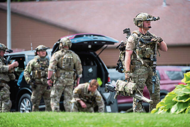8534720_web1_gtr-latrobestandoff17-052525