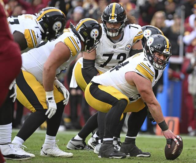 8538955_web1_ptr-SteelersCom33-111124